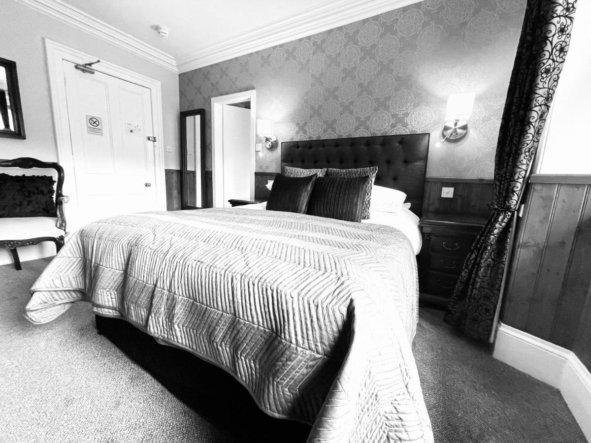 Invergarry Hotel Exterior photo